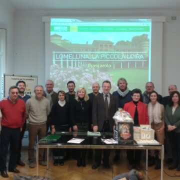 Libri e ceste natalizie in assemblea